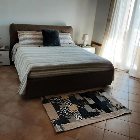 Bed and Breakfast Tre Stelle Porto Torres Exterior foto